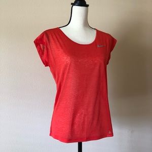 Nike Dri Fit Training short sleeve Size S